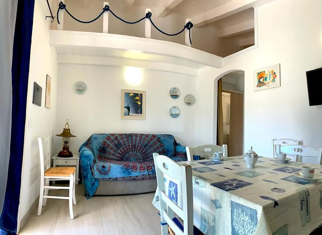 Residence La Marina 罗萨岛 意大利